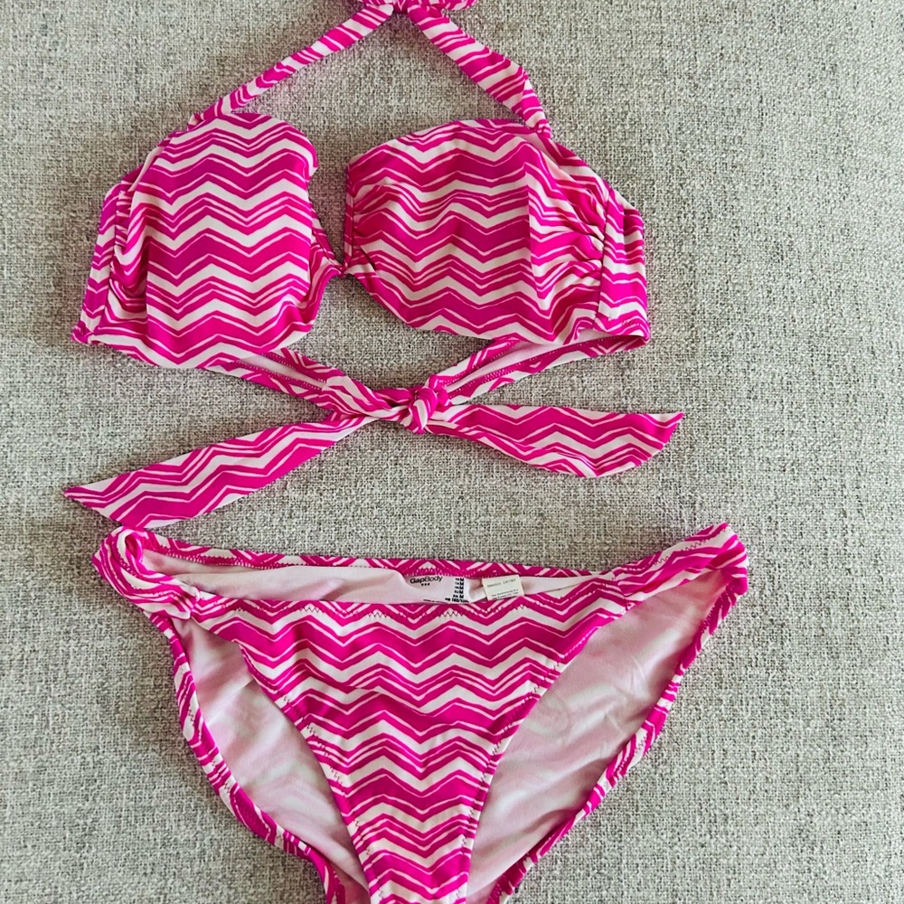 GAP Pink Chevron Bikini Set